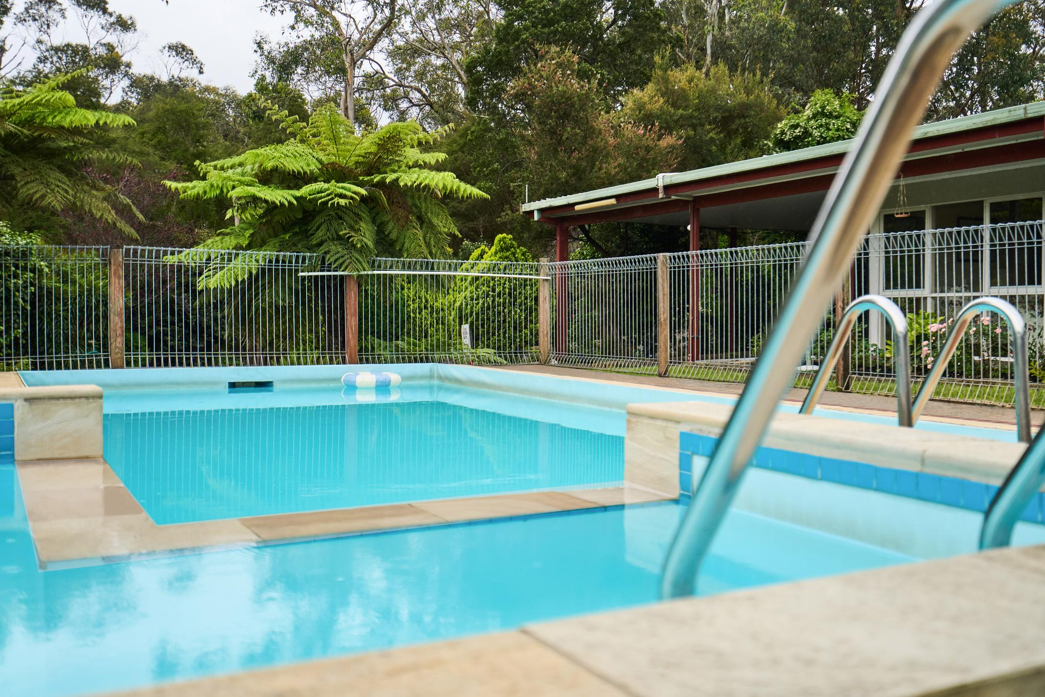 Pool Views